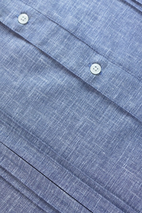 Guayamisa Manga Corta Azul Plúmbago Con Alforza Textura Lino Hombre